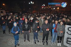 mars-pentru-victimele-din-colectiv-organizat-la-dorohoi_08_20151103.jpg