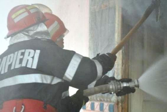 ISU Botoșani | Trei incendii în mai puţin de 6 ore 