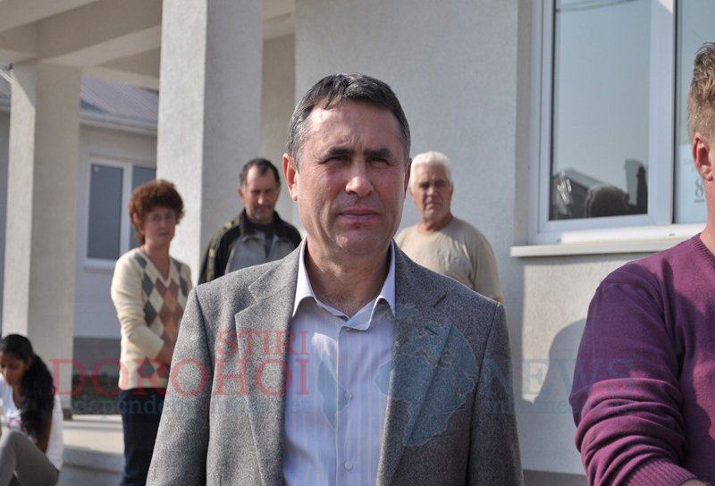 Victor Mihalachi prezent la inaugurarea caselor din Dumbrava Roșie - Dorohoi - VIDEO - FOTO
