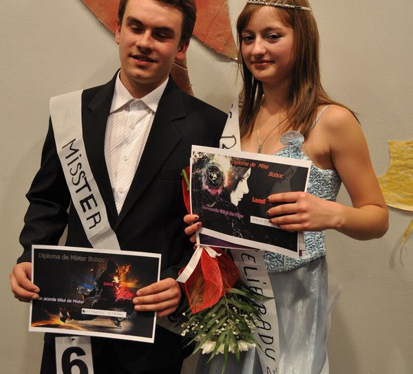 Vezi cine a câștigat Miss și Mister Boboc 2011 la Grupul Școlar ”Elie Radu”