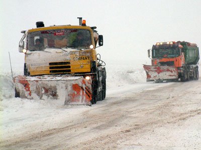 Primul val de zăpadă nu va mai lua pe nepregătite drumarii