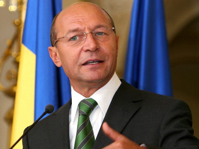 Planurile lui Basescu pentru MAI: Disponibilizarile vor continua