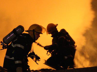 Gospodărie afectată de două incendii, având surse de aprindere diferite