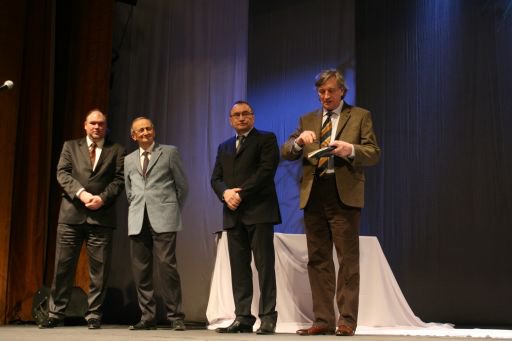 Premiul naţional Mihai Eminescu a fost înmânat poetului Ion Mircea