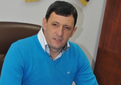Primarul comunei Mihai Eminescu a cerut amânarea procesului pentru a angaja avocat