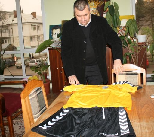 Echipa de handbal a Botoşaniului are echipament de 10.000 de euro