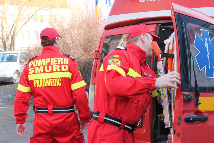 E.ON donează echipamente speciale de protecţie pentru salvatorii SMURD Botoşani