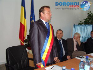 Primarul Dorohoiului și noii consilieri locali au depus astăzi jurământul și au fost învestiți în funcție - VIDEO/FOTO