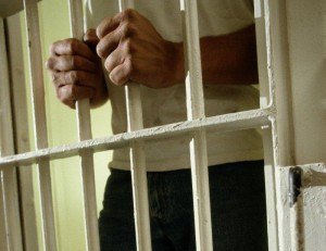 Bărbat condamnat la 15 zile de închisoare din cauza unei amenzi