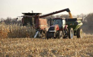 APIA reaminteşte agricultorilor că în luna octombrie se depun cererile de ajutor pentru motorină