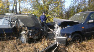 6 răniți într-un accident, după ce un șofer a fost orbit de soare