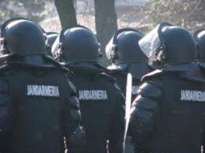 20 de elevi jandarmi vor fi angrenaţi în misiuni de ordine publică la Botoşani, Dorohoi şi Săveni