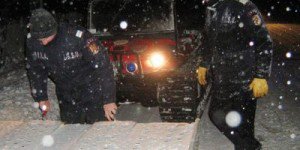 ISU Botoșani: Alte persoane salvate de pompieri şi jandarmi din nămeţi