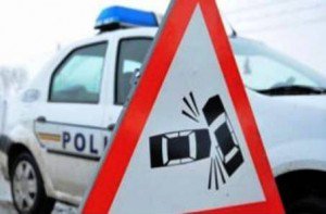 Accident rutier produs la Hăneşti pe fondul neadaptării vitezei la condițiile de drum
