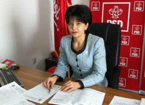 Senatorul Doina Federovici urează tuturor învățătorilor din județ „Mulți ani frumoşi şi buni!”