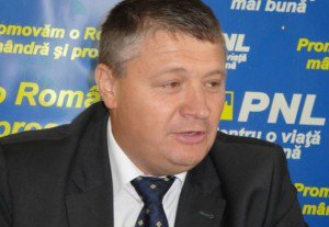 Vicepreşedintele PNL Florin Ţurcanu, cere sancţionarea senatorului Ioan Ghişe