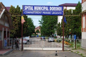 A ajuns la Spitalul Municipal Dorohoi după ce s-a urcat băut la volan și s-a răsturnat cu mașina