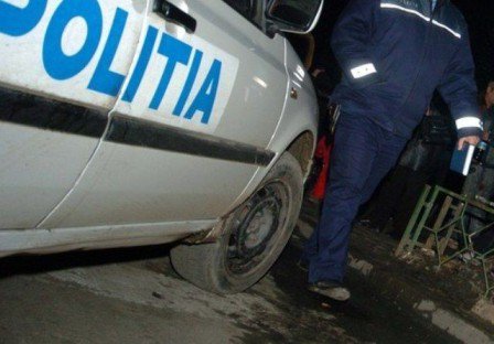 Autovehicul furat din Italia, depistat de poliţişti în posesia unui tânăr din Dorohoi 