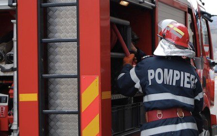 Femeie găsită de pompieri decedată într-un apartament din Botoșani