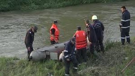 Bărbat înecat în râul Miletin, recuperat de pompieri