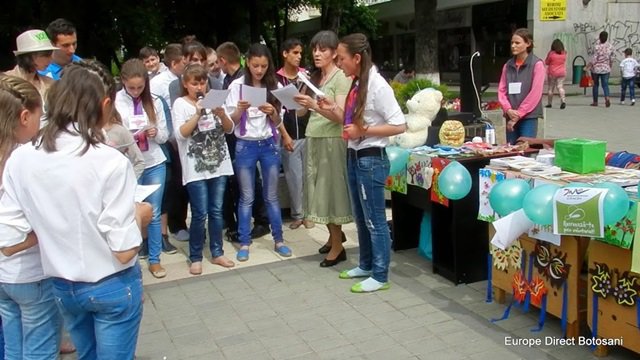 Târg al Voluntarilor pe Pietonalul Unirii Botoșani - FOTO/VIDEO