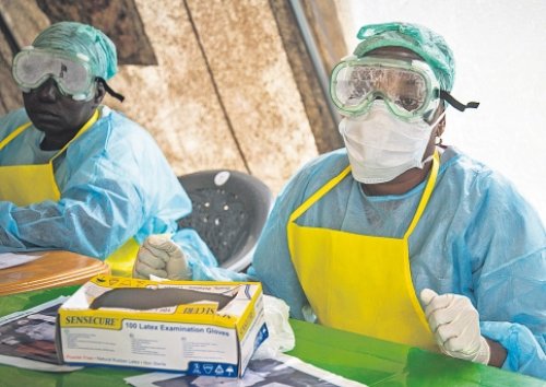 Noi detalii despre cazul asistentei medicale infectate cu Ebola în Spania