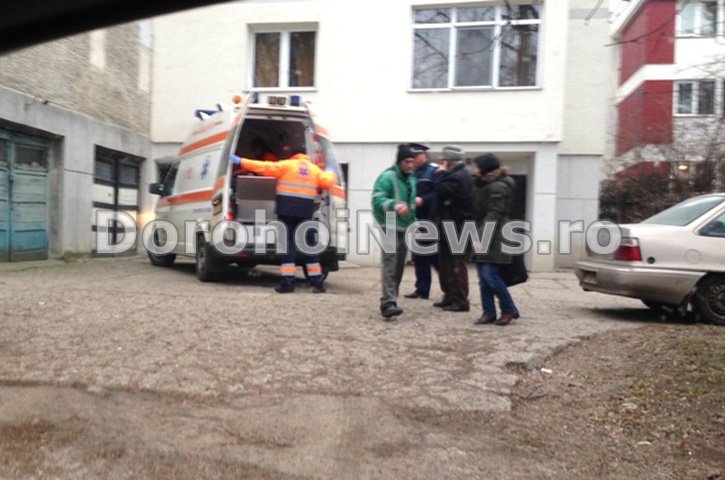 Exclusiv Dorohoi News: Bărbat din Dorohoi decedat în fața propriului garaj în această dimineață
