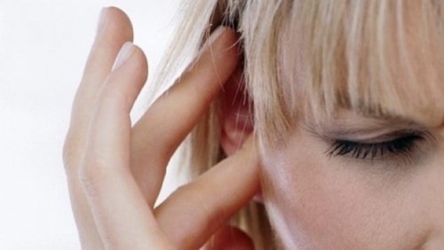 Știi de ce îţi ţiuie urechile? Zgomotul poate ascunde boli grave