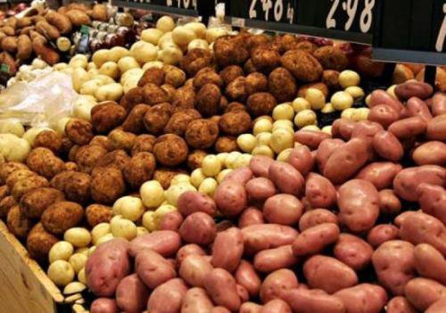 Producătorii cer includerea cartofului pe lista alimentelor cu TVA redus la 9 la sută