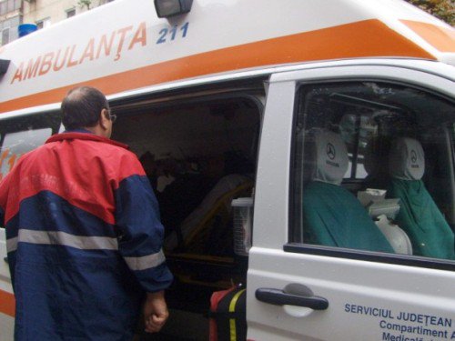 Bătrân ajuns la Spitalul Municipal din Dorohoi în urma unui accident rutier