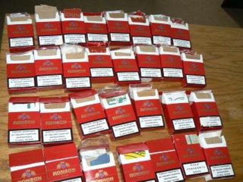 Căruțaș cercetat de polițiști pentru transport de țigări de contrabandă