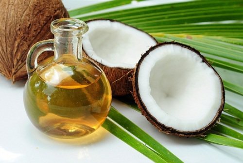 Efectele incredibile ale uleiului de cocos asupra părului