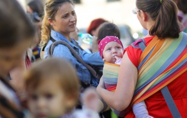 Amnistie fiscală pentru o parte dintre mamele din România