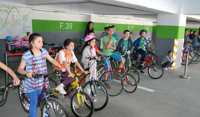 Copiii din Botoșani sunt bicicliști desăvârșiți