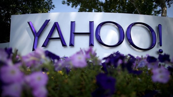 Revista presei internaționale – Yahoo se prăbuşeşte!