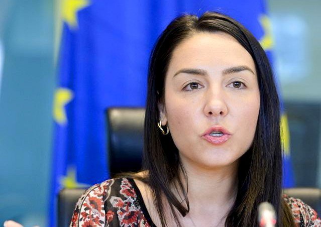 Claudia Ţapardel: România poate câştiga foarte mult de pe urma relaxării sistemului de vize european