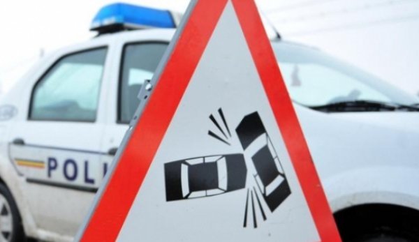 Intersecție cu ghinion în Botoșani: Cinci mașini avariate la interval de câteva minute