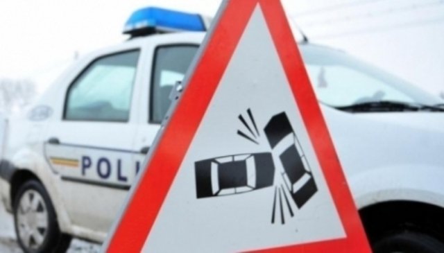 O șoferiță din Botoșani, s-a izbit cu mașina într-un autoturism condus de un cetățean german