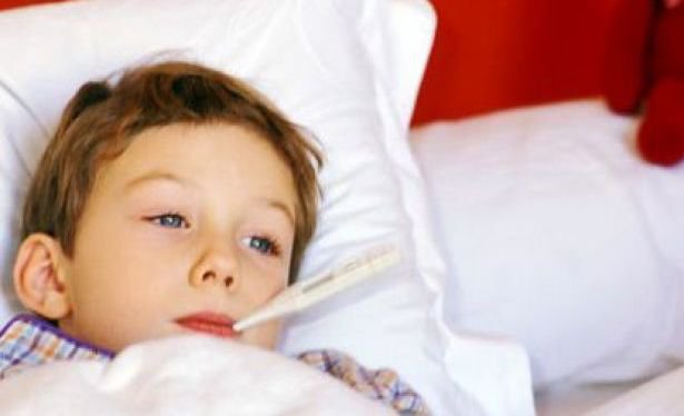 Semnale de alarmă care anunţă cancerul în cazul copiilor. Iată la ce trebuie să fii atent