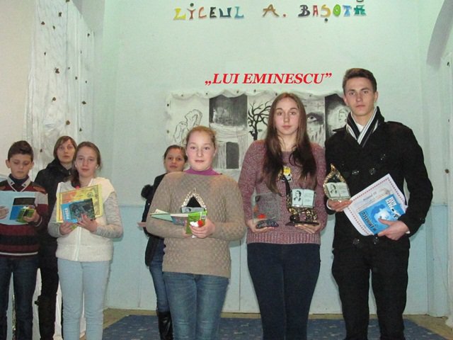 Activitate desfășurată la Liceul Teoretic „Anastasie Bașotă” Pomîrla „Cinstire lui Eminescu” - FOTO