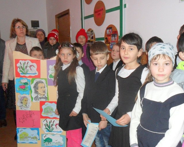 Ziua Lui Mihai Eminescu sărbătorită la Școala Gimnazială „Mihail Sadoveanu”, Dumbrăvița - FOTO