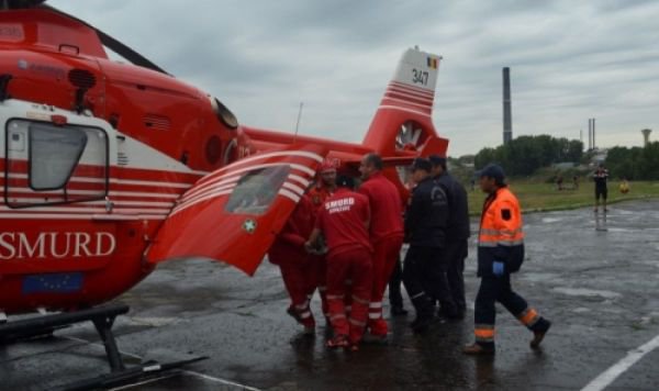 Elicopterul SMURD chemat la Botoșani, pentru un tânăr de 18 ani, care a fost bătut