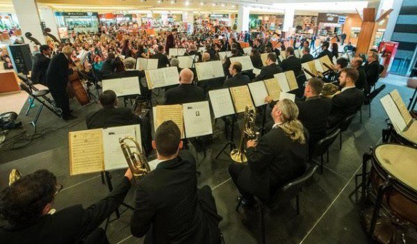 Concertul Filarmonicii de Stat Botoșani, la Iulius Mall Suceava