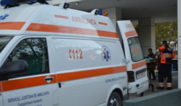 ITM Botoșani cercetează împrejurările prin care un angajat al SC Doly-Com s-a rănit și a ajuns la spital