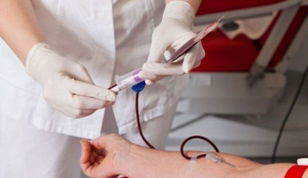 Peste 100 de spitale din România au unităţi de transfuzie sanguină neautorizate. Vezi lista acestora!