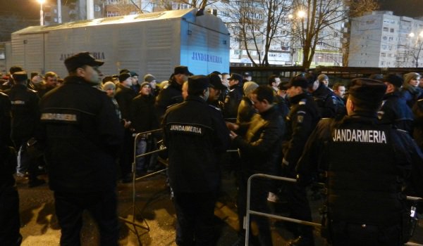  Jandarmii botoșăneni în sprijinul Grupării de Jandarmi Mobile Bacău