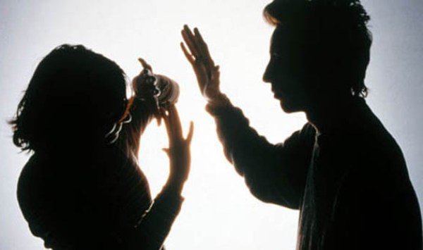 Legea împotriva violenţei domestice a fost promulgată