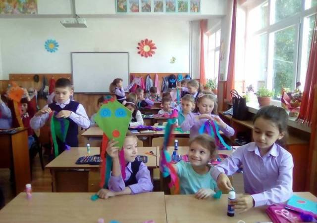 Copilărie, vis și fantezie... cu elevii clasei I B, din cadrul Școlii Gimnaziale Nr. 17 Botoșani - FOTO