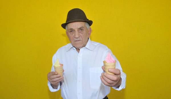 Cel  mai cunoscut producător de înghețată tradițională „Moșu” de la Dumbrăveni, s-a stins din viață