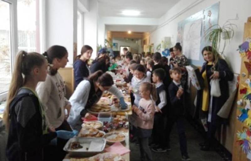 „Festivalul toamnei” la Școala Gimnazială „Grigore Antipa” Botoșani - FOTO